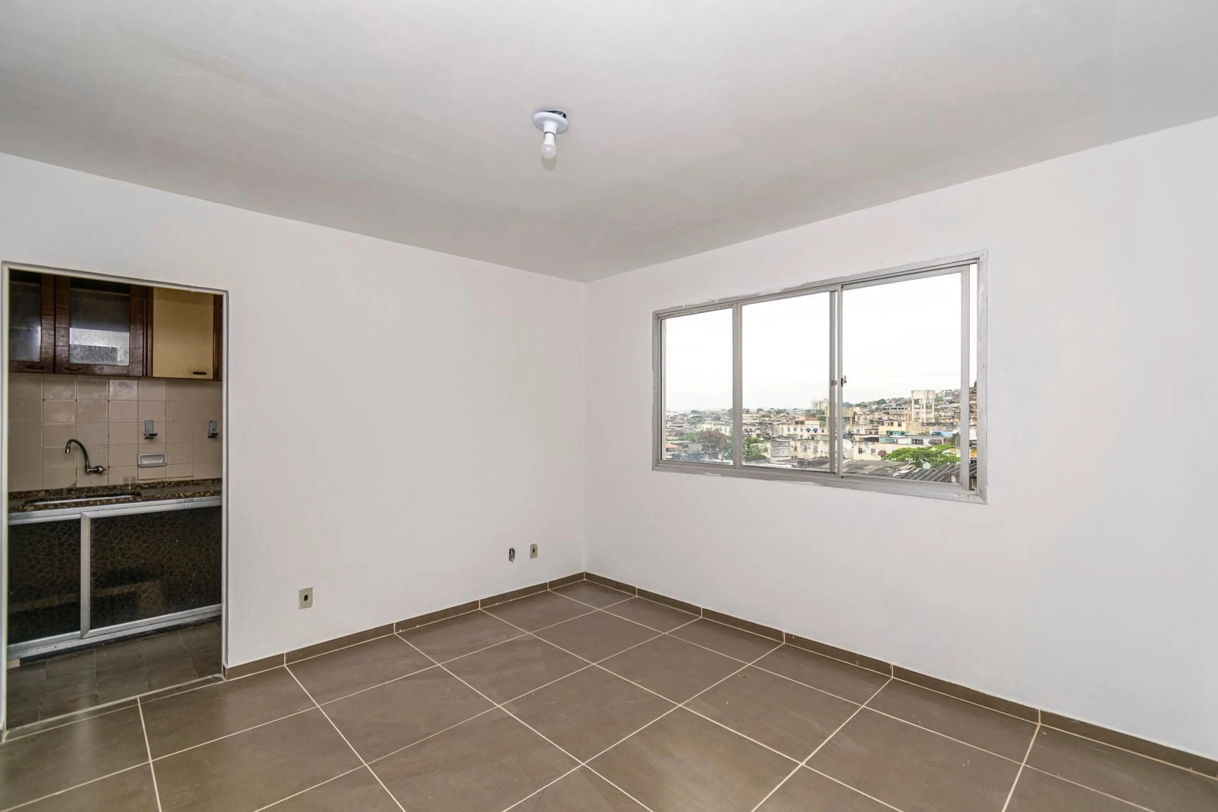 2-bedroom apartment with a mountain view in Rio de Janeiro — photo 29