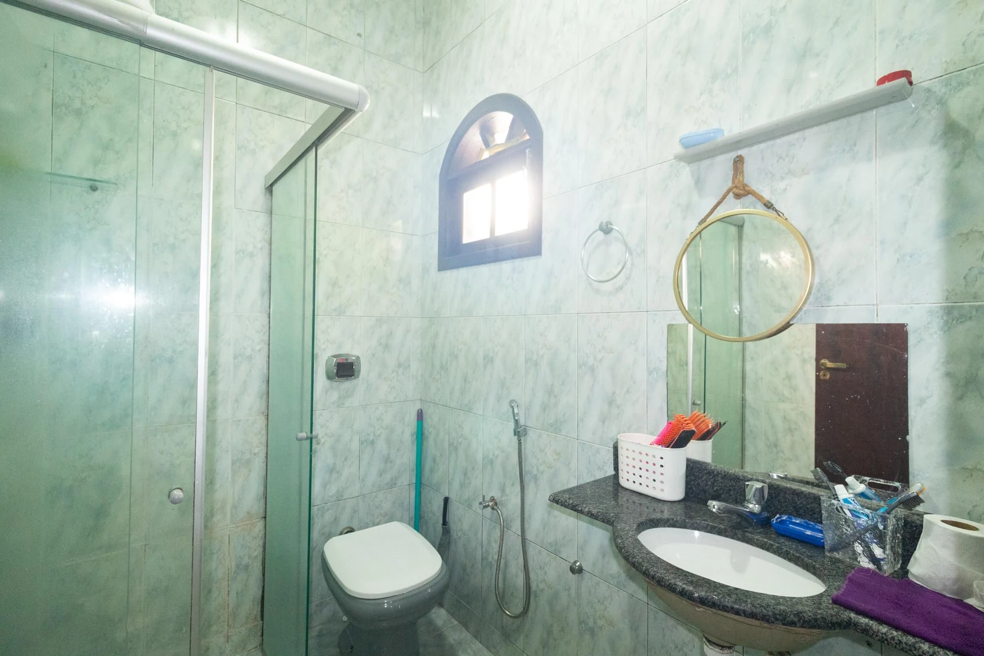 Casa amueblada de 2 dormitorios con parrilla en el balcón — photo 44