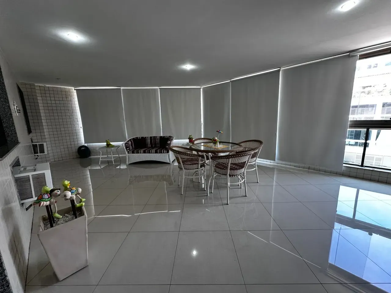 Furnished apartment with 3 bedrooms and a closed kitchen — photo 10