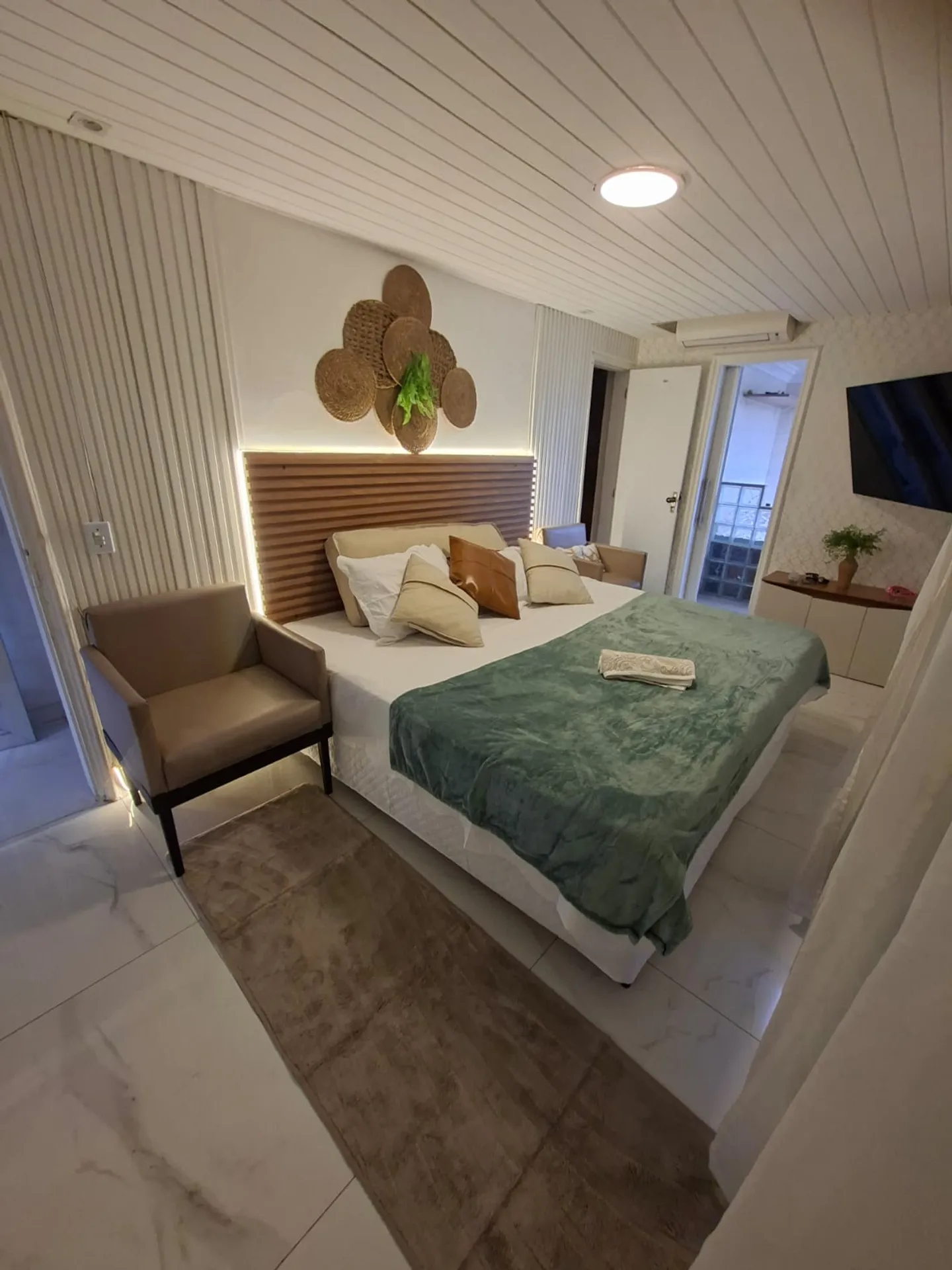 Apartamento de 3 quartos com closet, Todos os Santos — photo 22