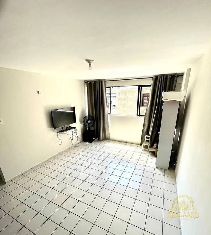 Apartamento amueblado con cocina cerrada y cocina a gas