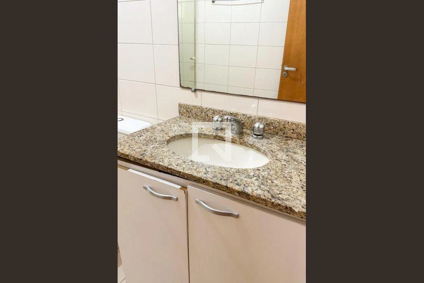 Квартира 87 м² з видом на гори та робочим місцем — photo 40