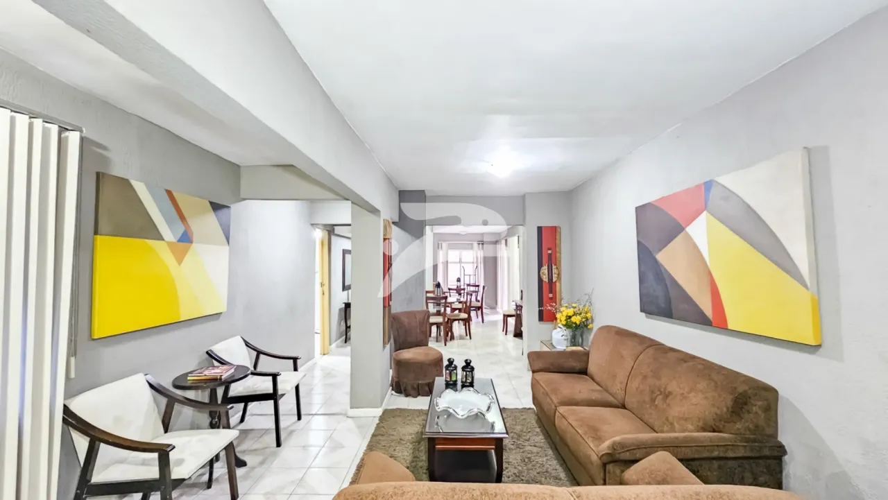 1-bedroom apartment with an open-plan kitchen — photo 10