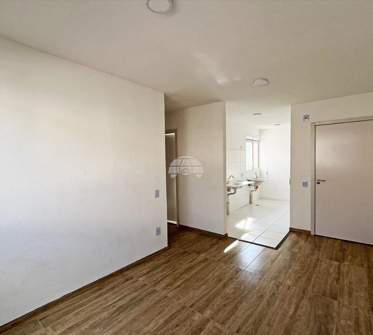 Apartment with 2 bedrooms and a closed kitchen