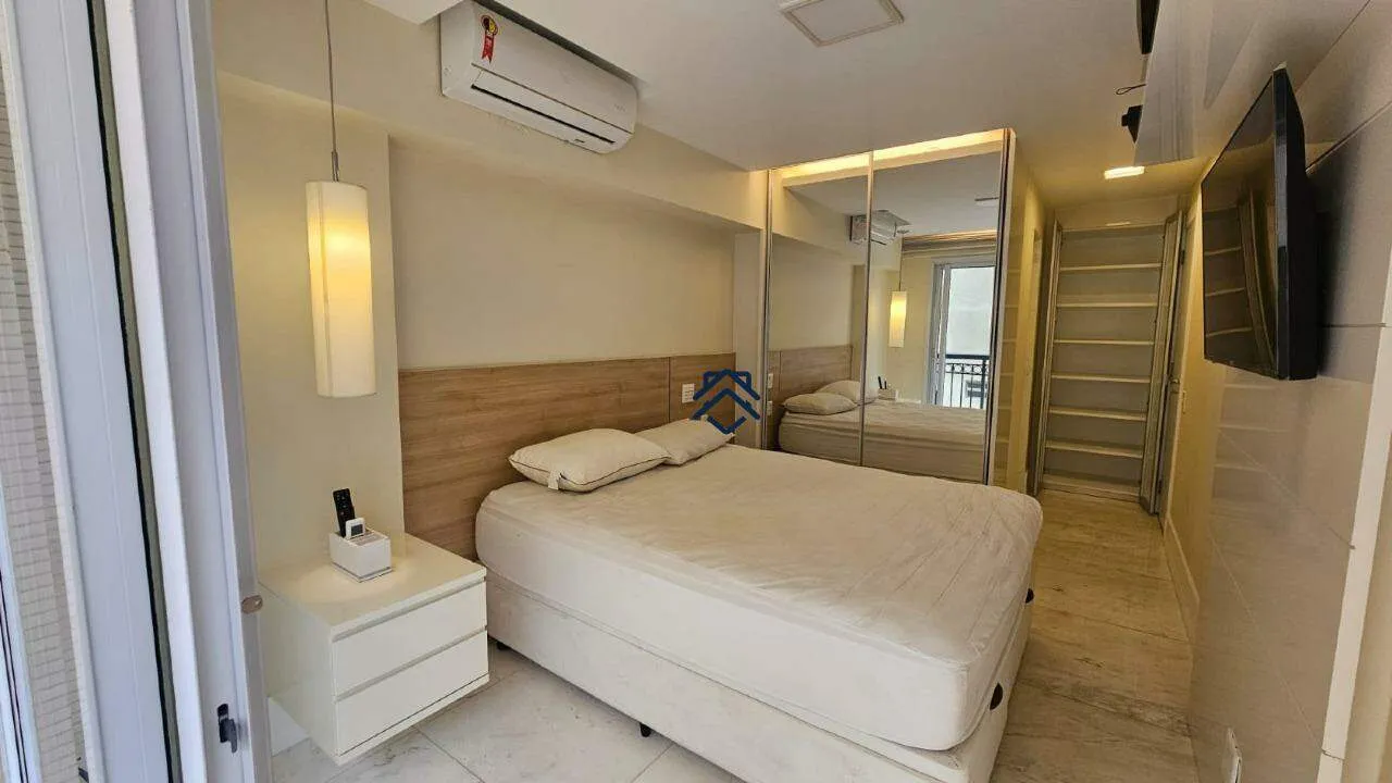 Furnished apartment, 74 m², with a glass-enclosed balcony — photo 6