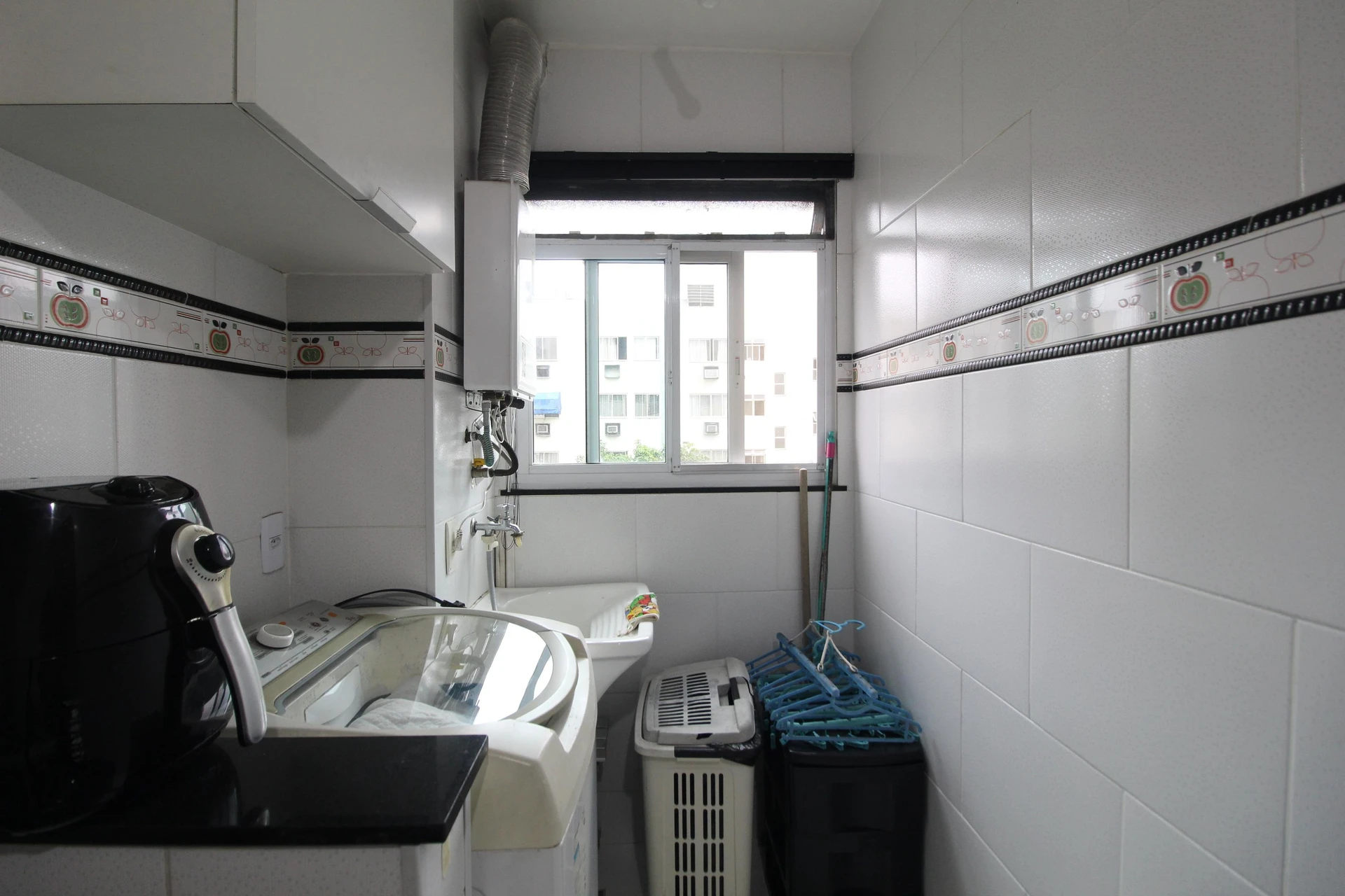 Apartamento mobiliado com 2 quartos e varanda — photo 17
