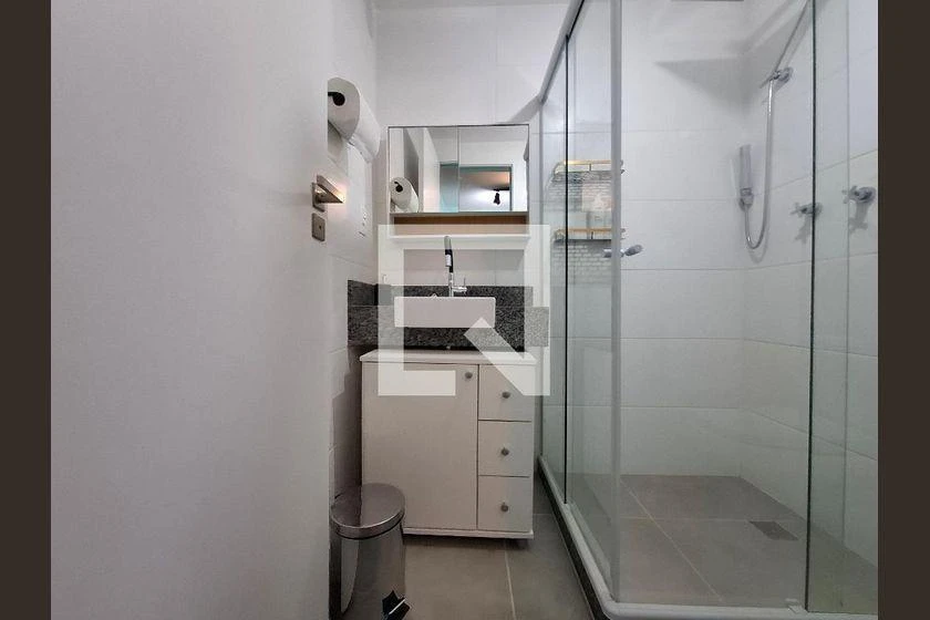 Apartamento amueblado de 1 dormitorio con cocina abierta — photo 17
