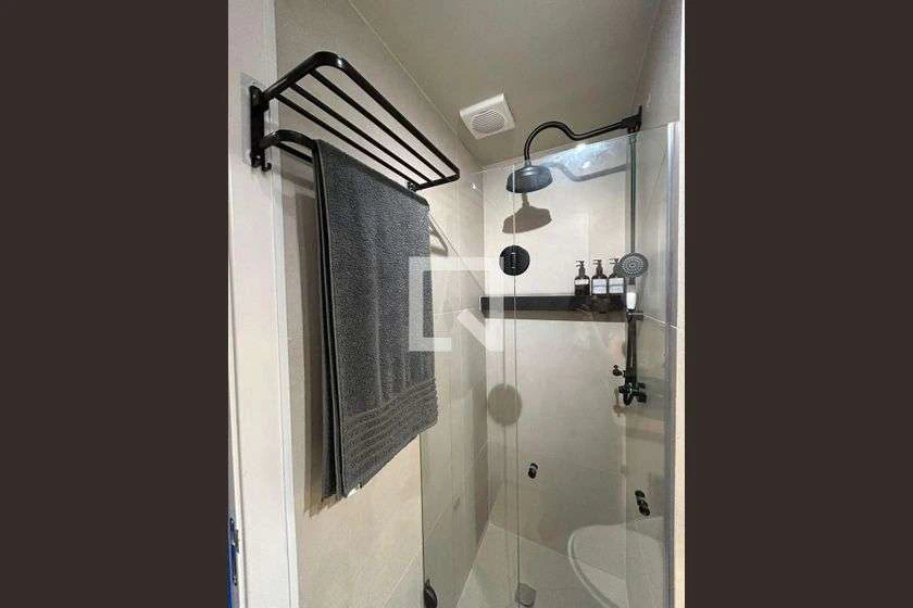 Мебльована квартира 45 м² з 2 спальнями та балконом — photo 22