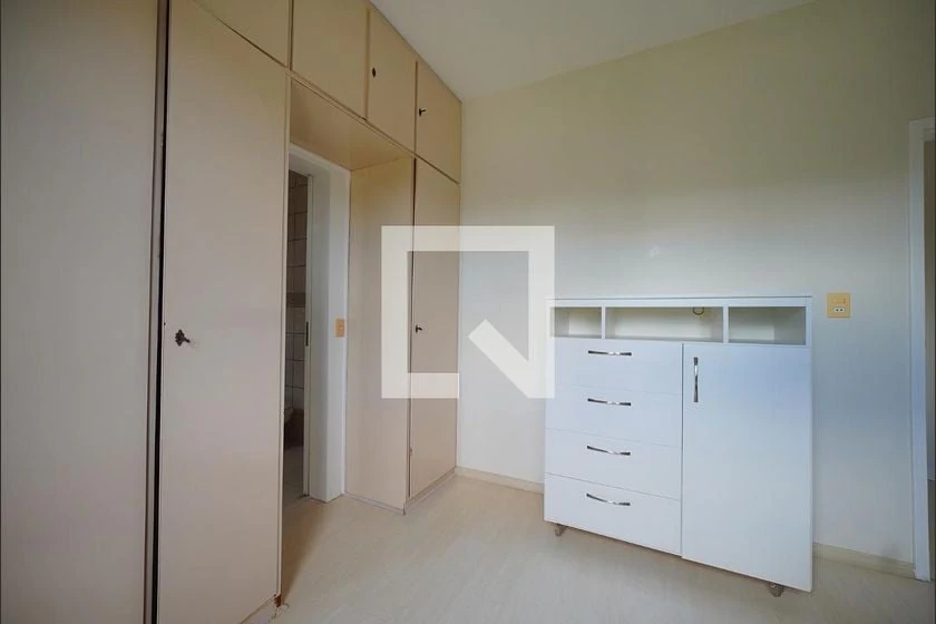 Furnished house, 350 m², with a glass-enclosed balcony — photo 13
