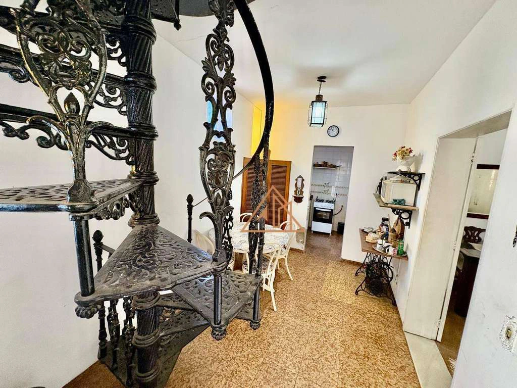 Casa mobiliada com 5 quartos e 228 m² com 3 vagas — photo 2