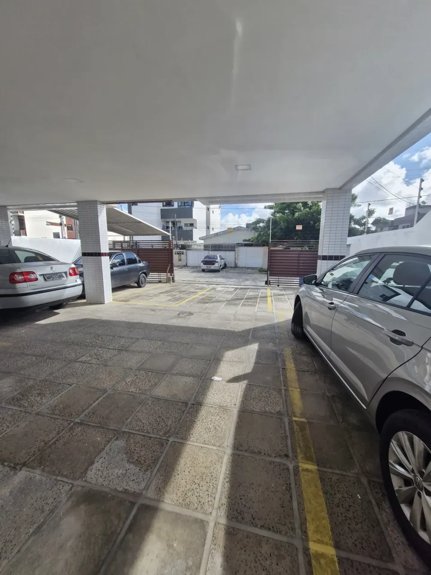 3-bedroom apartment, 1 with its own bathroom, 77 m² — photo 24