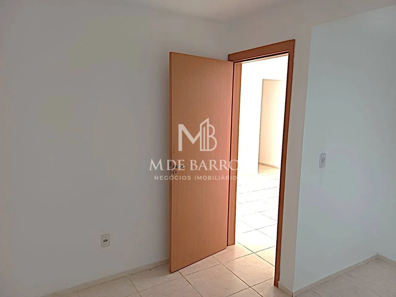 Apartamento sem mobília com 1 quarto e cozinha separada — photo 9