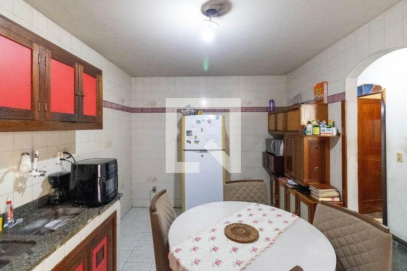 Casa mobiliada com 2 quartos e fogão a gás — photo 3