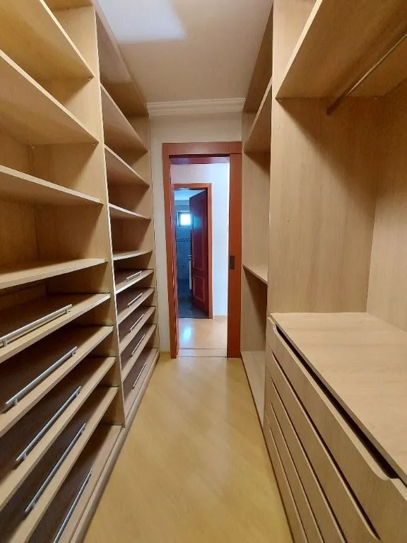 Дом на 4 спальни-сюиты с частным садом — photo 57