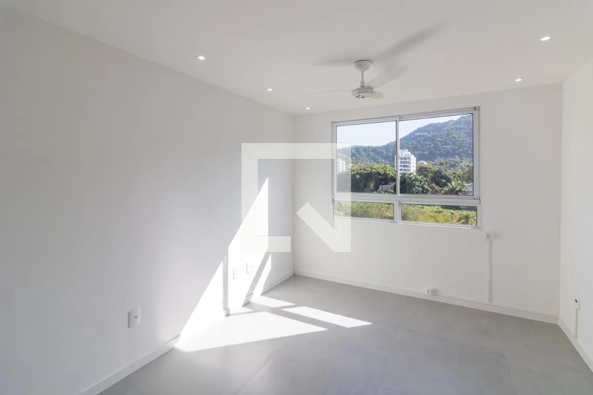 Вид на гори та 2 спальні: квартира 43 м² — photo 4