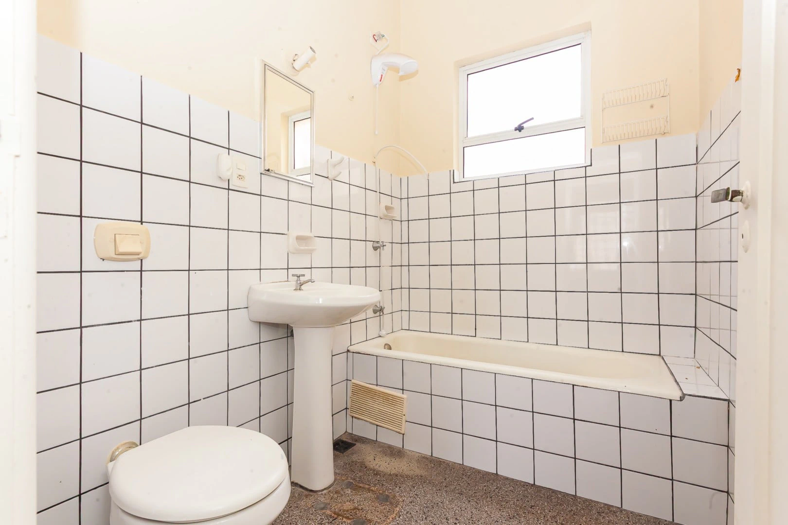 Bañera y 1 dormitorio: departamento de 66 m² — photo 18