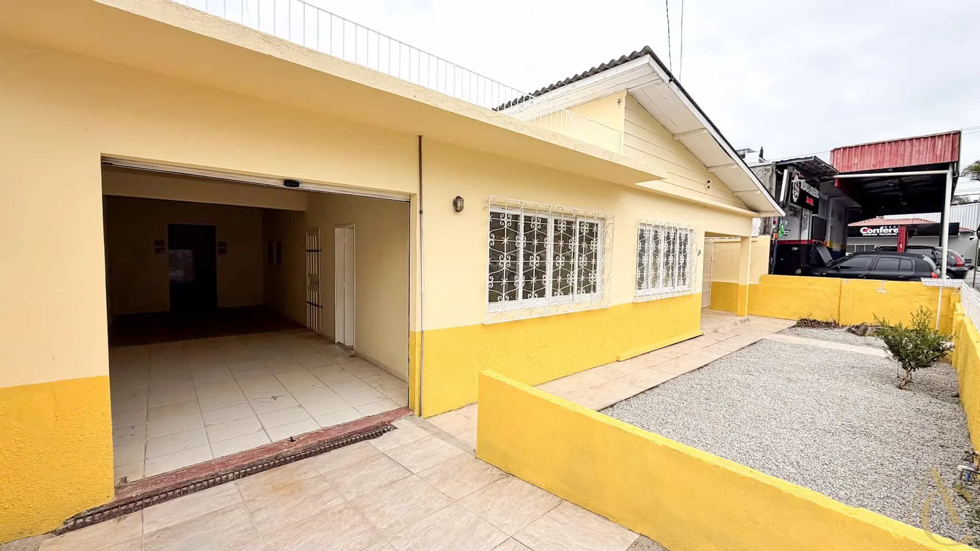 Casa residencial com 4 quartos e 1 banheiro, 263 m² — photo 21