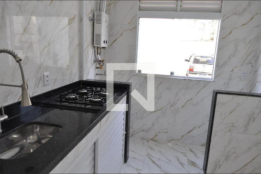 2-bedroom apartment in a building with a gym — photo 3