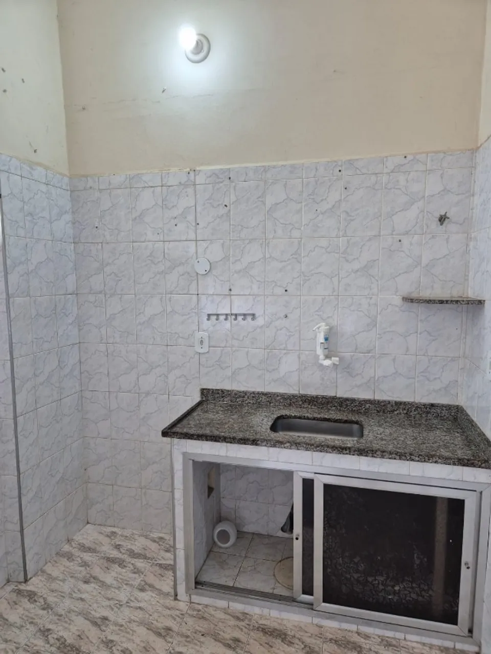 Unfurnished house with 1 bedroom and separate kitchen