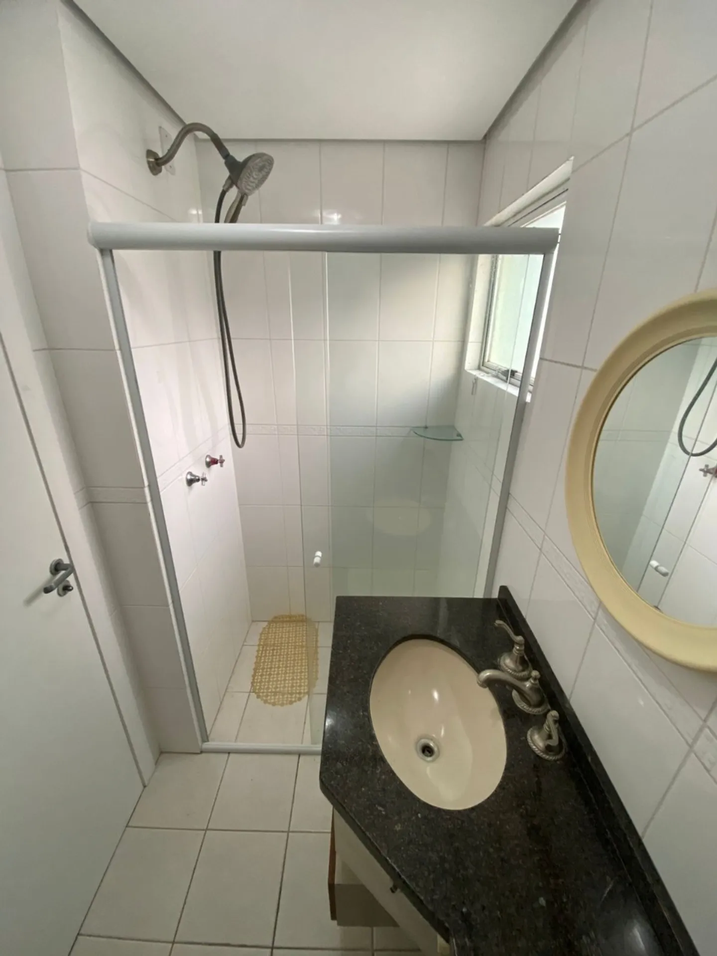 80 m² unfurnished apartment with 2 bedrooms and balcony — photo 14