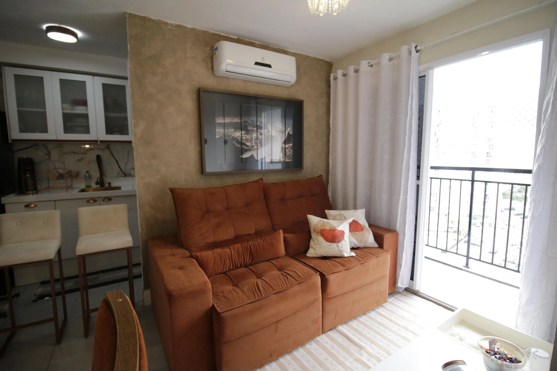 Apartamento mobiliado com 2 quartos e varanda — photo 6