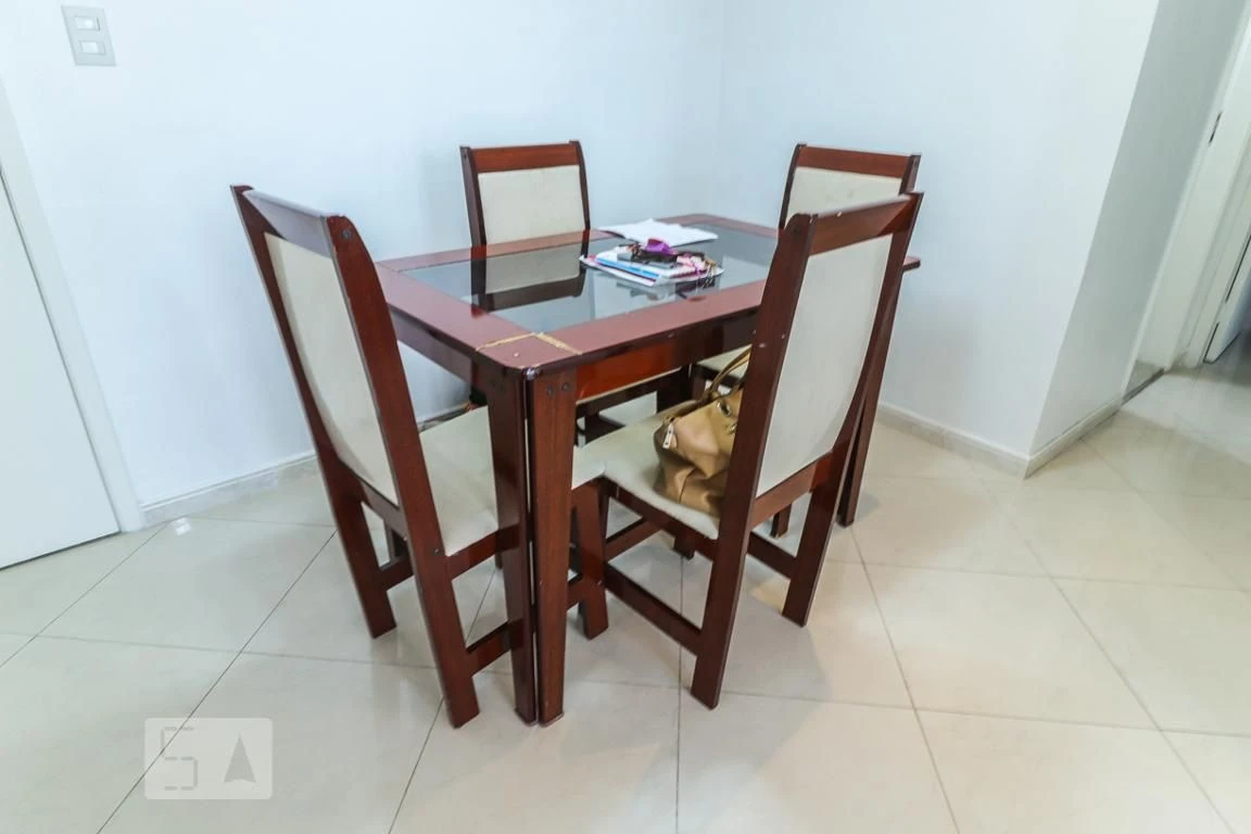 2-bedroom apartment in a building with a gym — photo 40
