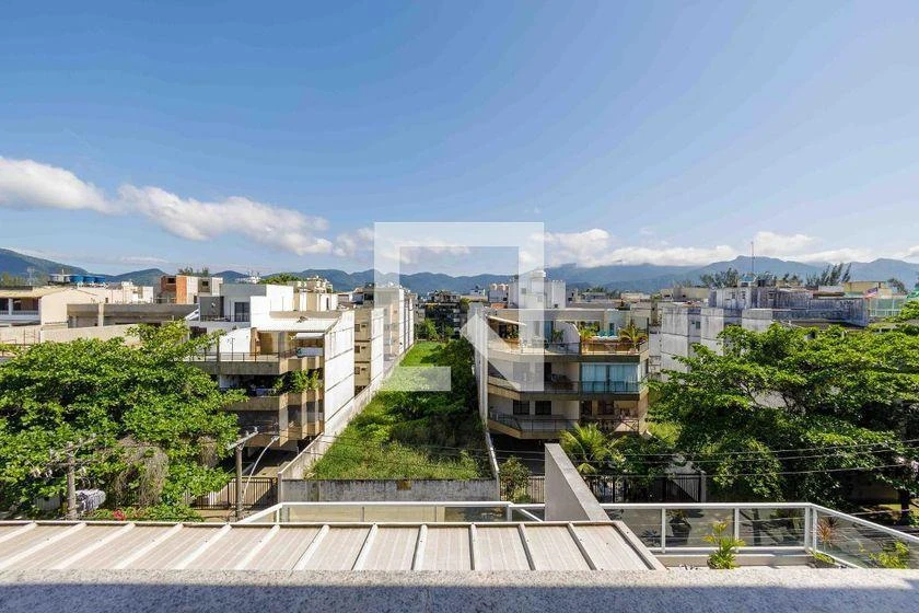 Furnished 3-bedroom apartment with 264 m² — photo 8