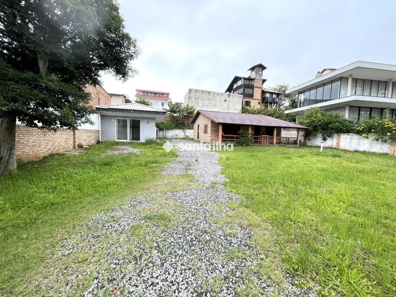Unfurnished house with 3 bedrooms and 5 parking — photo 18