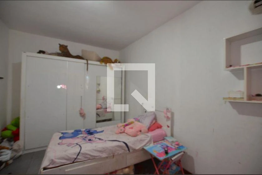 4-bedroom apartment with a home office — photo 23