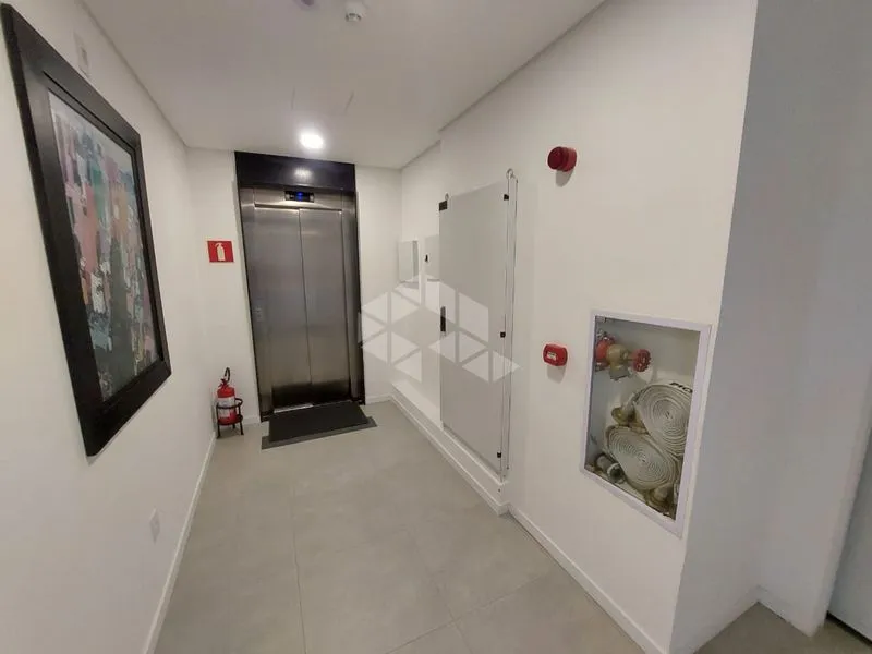 27 m² studio with a home office and a dryer — photo 16