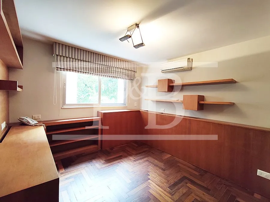 Penthouse with 4 bedrooms and 4 baths, 539 m² — photo 39
