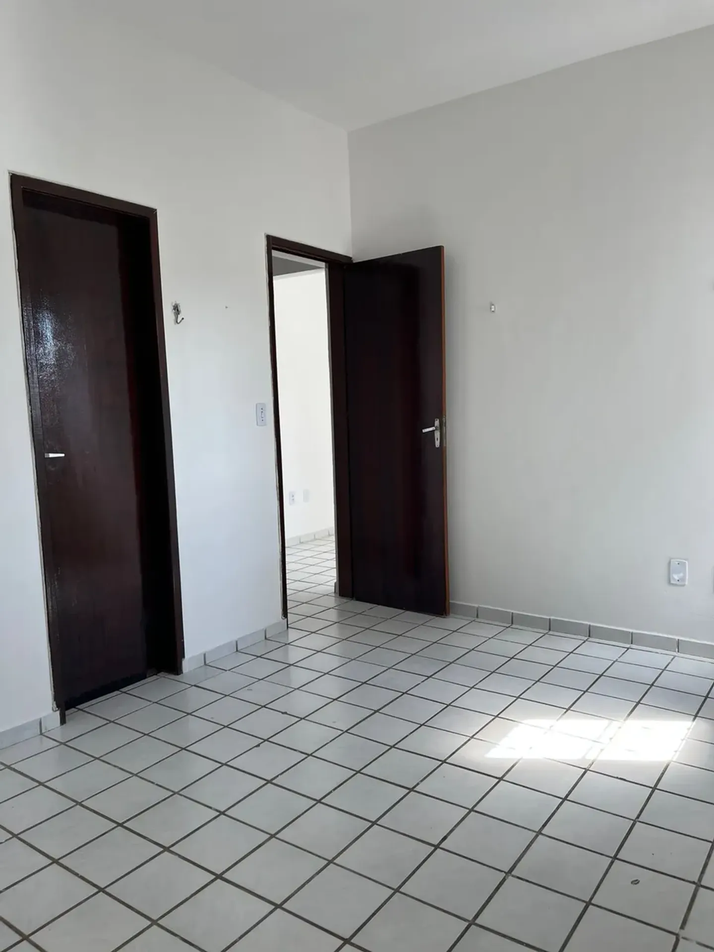 3-bedroom apartment, 1 with its own bathroom, 79 m² — photo 8