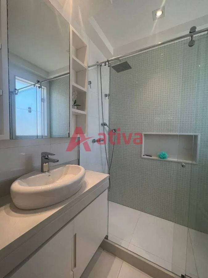 Furnished house with 6 suites and 7 bathrooms — photo 8