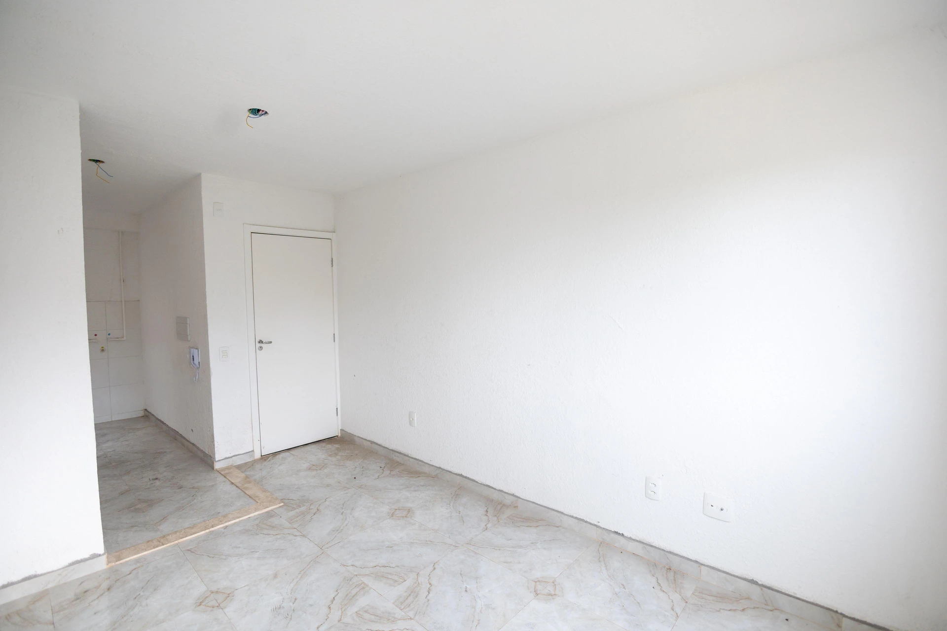 Rental apartment with 2 bedrooms and 1 bathroom — photo 16