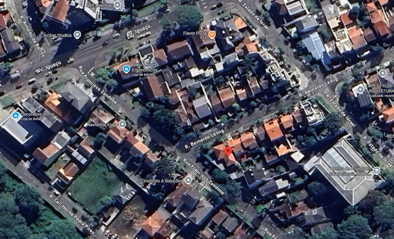 Home office in a 5-bedroom house, 364 m² — photo 5