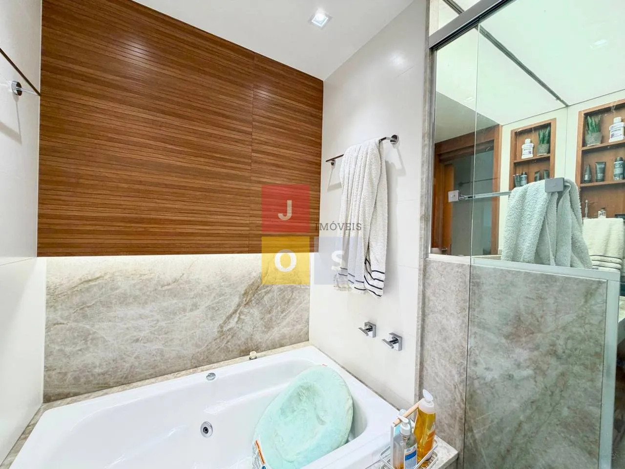 Apartamento mobiliado com 240 m² e 4 suítes — photo 63