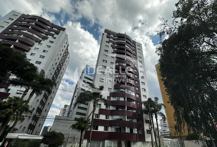 3-bedroom apartment with balcony and 137 m² — photo 9