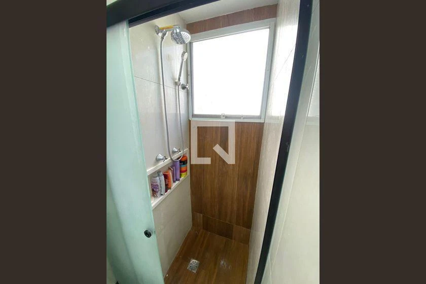 Furnished 2-bedroom apartment with separate kitchen — photo 8