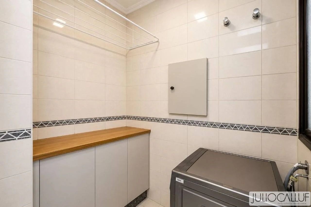 Private pool in a one-bedroom apartment, 40 m² — photo 14