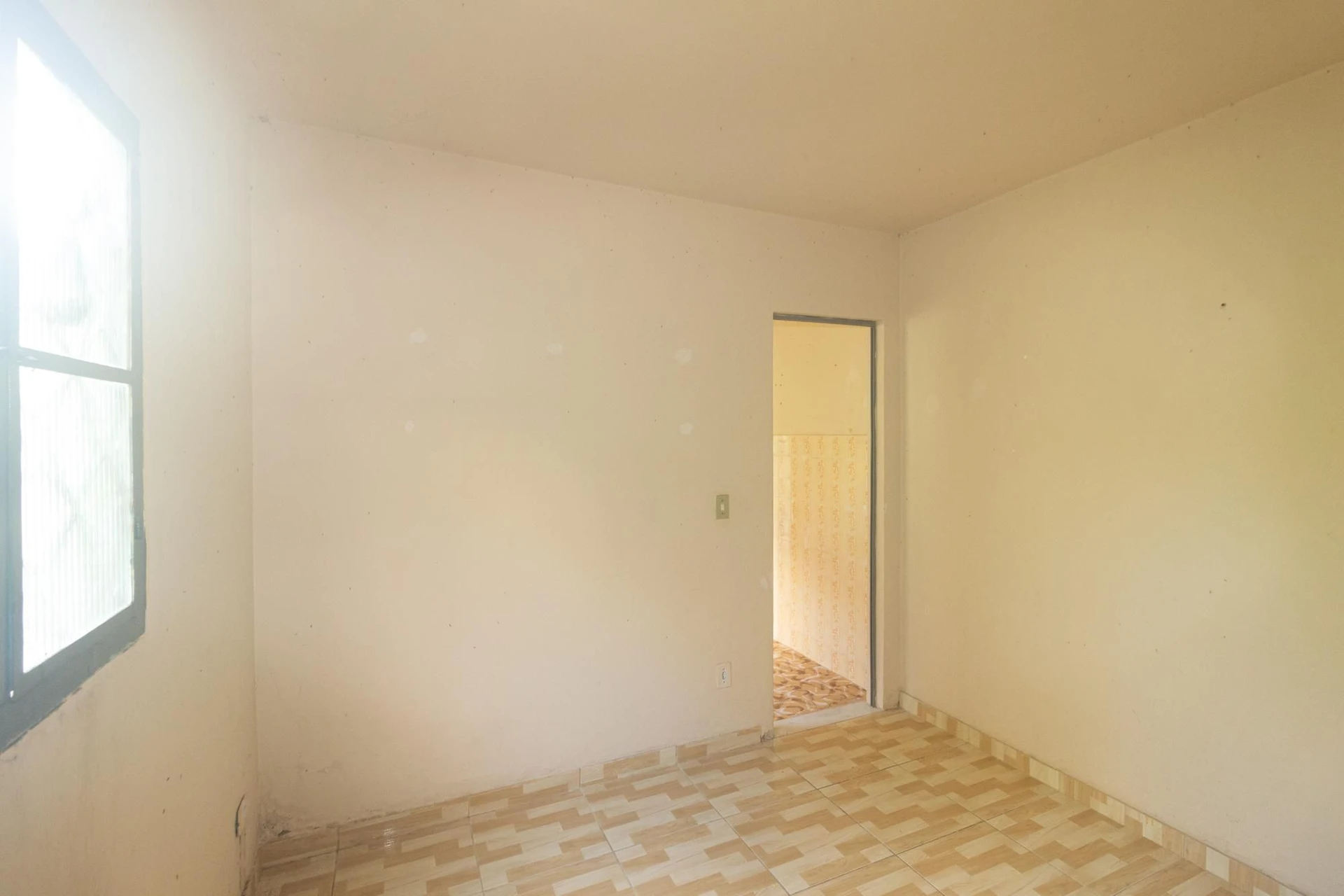 Unfurnished house with 2 bedrooms and 1 parking space — photo 31