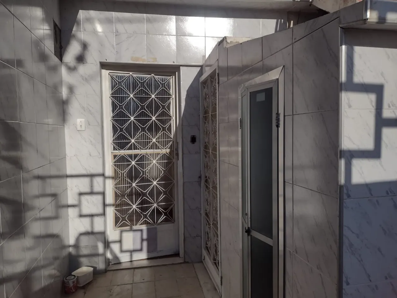 Будинок із 2 спальнями та 1 ванною з душем у склі — photo 14