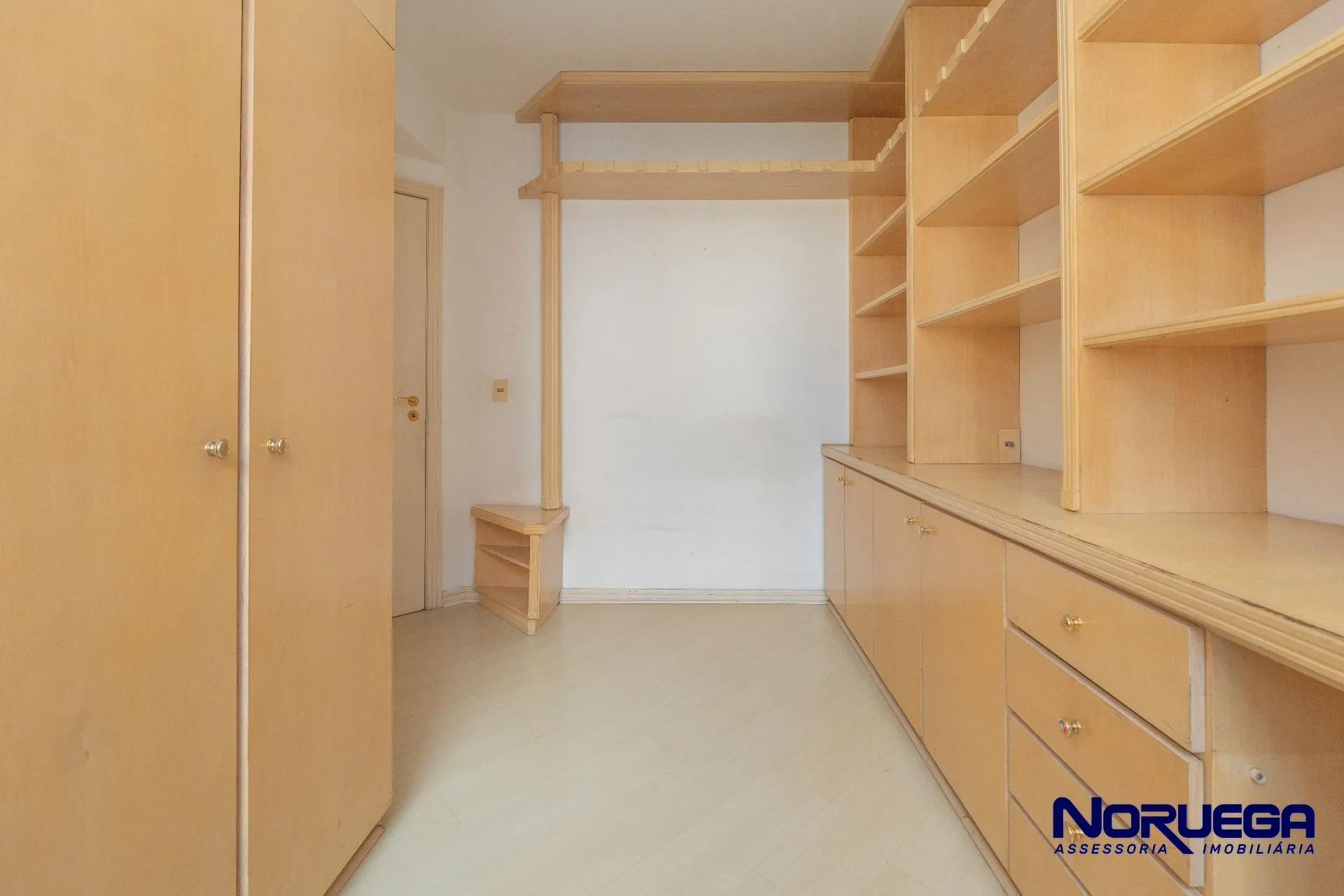 Apartment, 117 m², with a dryer — photo 11