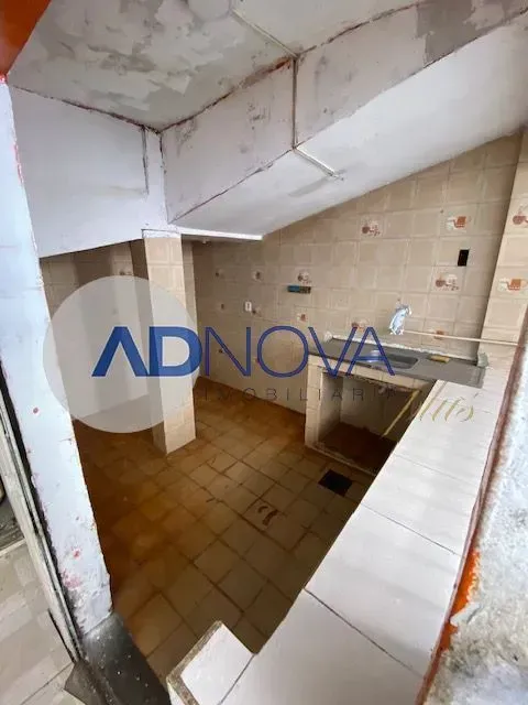 House with 5 bedrooms, 3 bathrooms and separate kitchen — photo 2