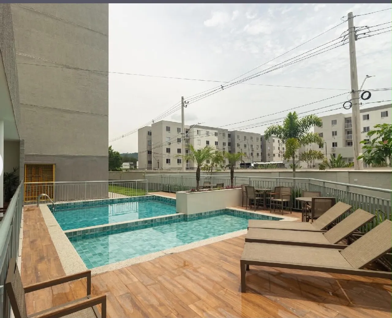 Apartamento de 2 quartos em condomínio com piscina — photo 10