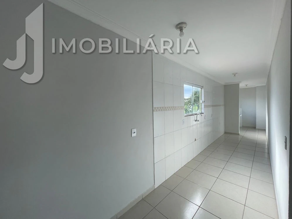 90 m² apartment with a closed kitchen and 2 bathrooms — photo 2