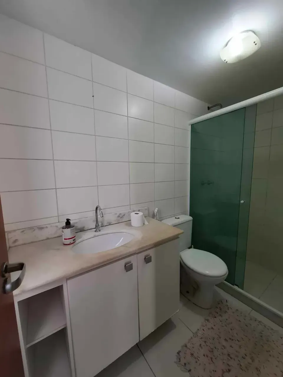 Apartamento com 2 quartos e cozinha fechada com coifa — photo 15