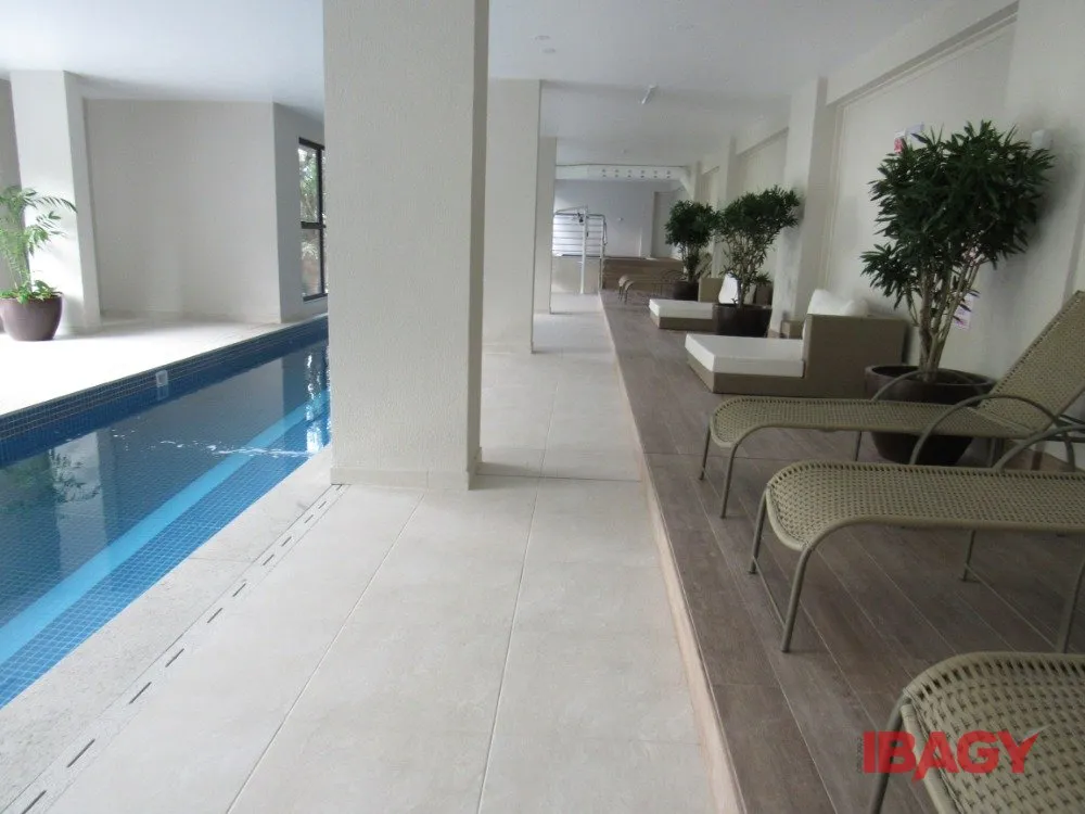 2-bedroom apartment in a building with a sauna — photo 57