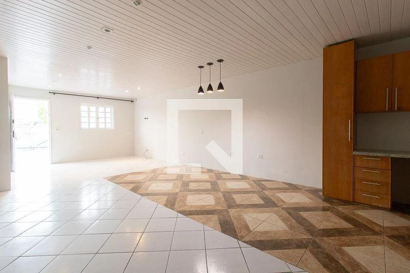 2-bedroom, 100 m² house in Curitiba — photo 4