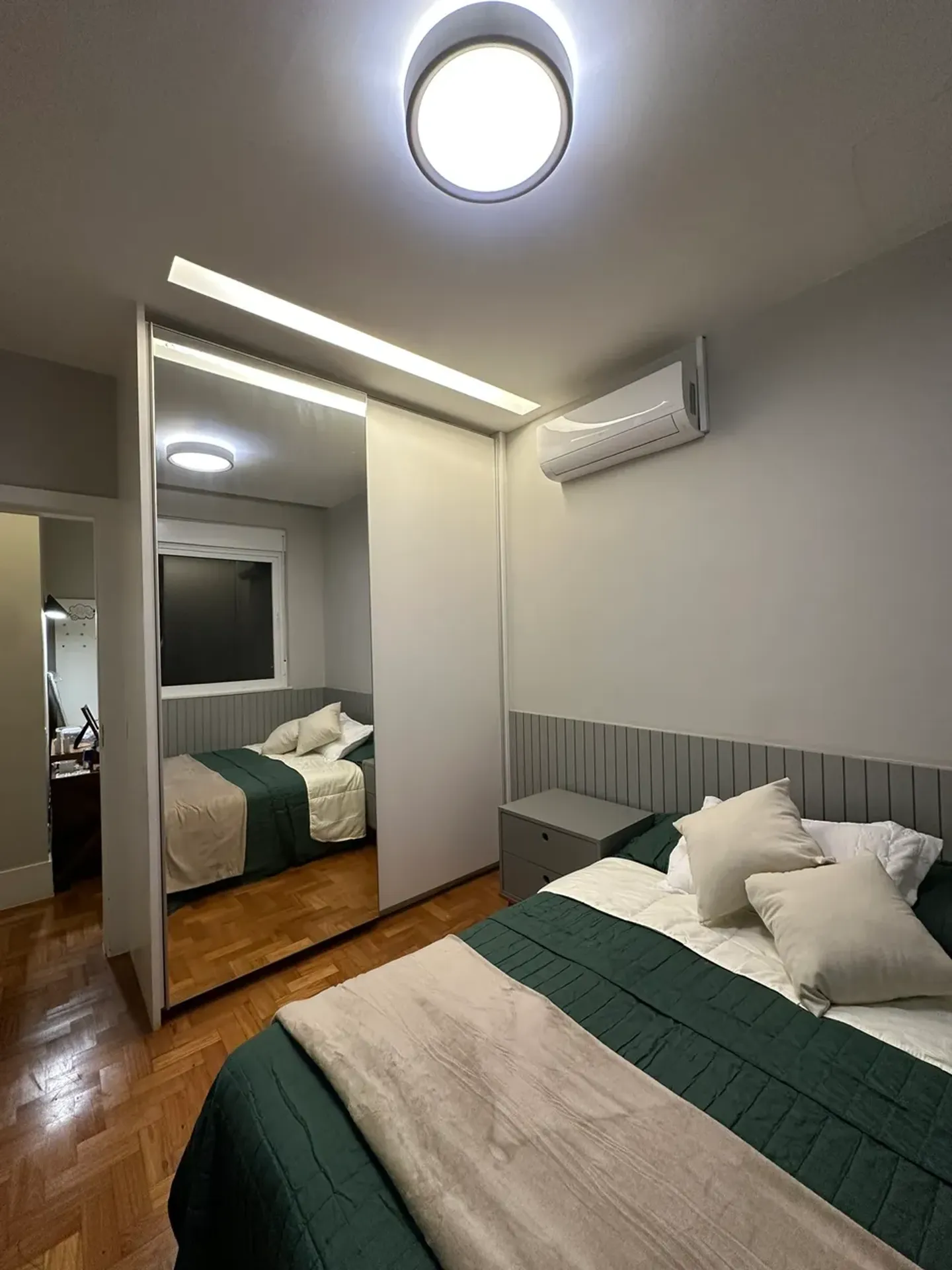 Furnished apartment with 3 bedrooms and 3 bathrooms — photo 26