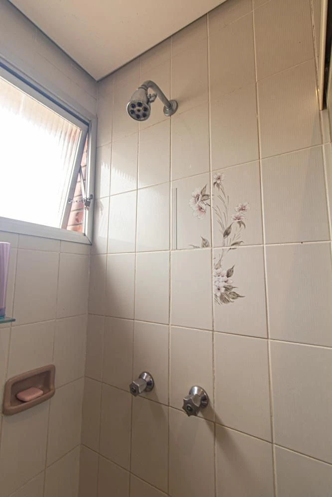 3-bedroom apartment with a home office in Curitiba — photo 32